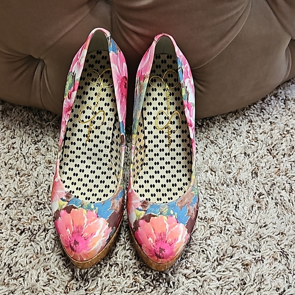Jessica Simpson Floral Platform Heels - Picture 2 of 12